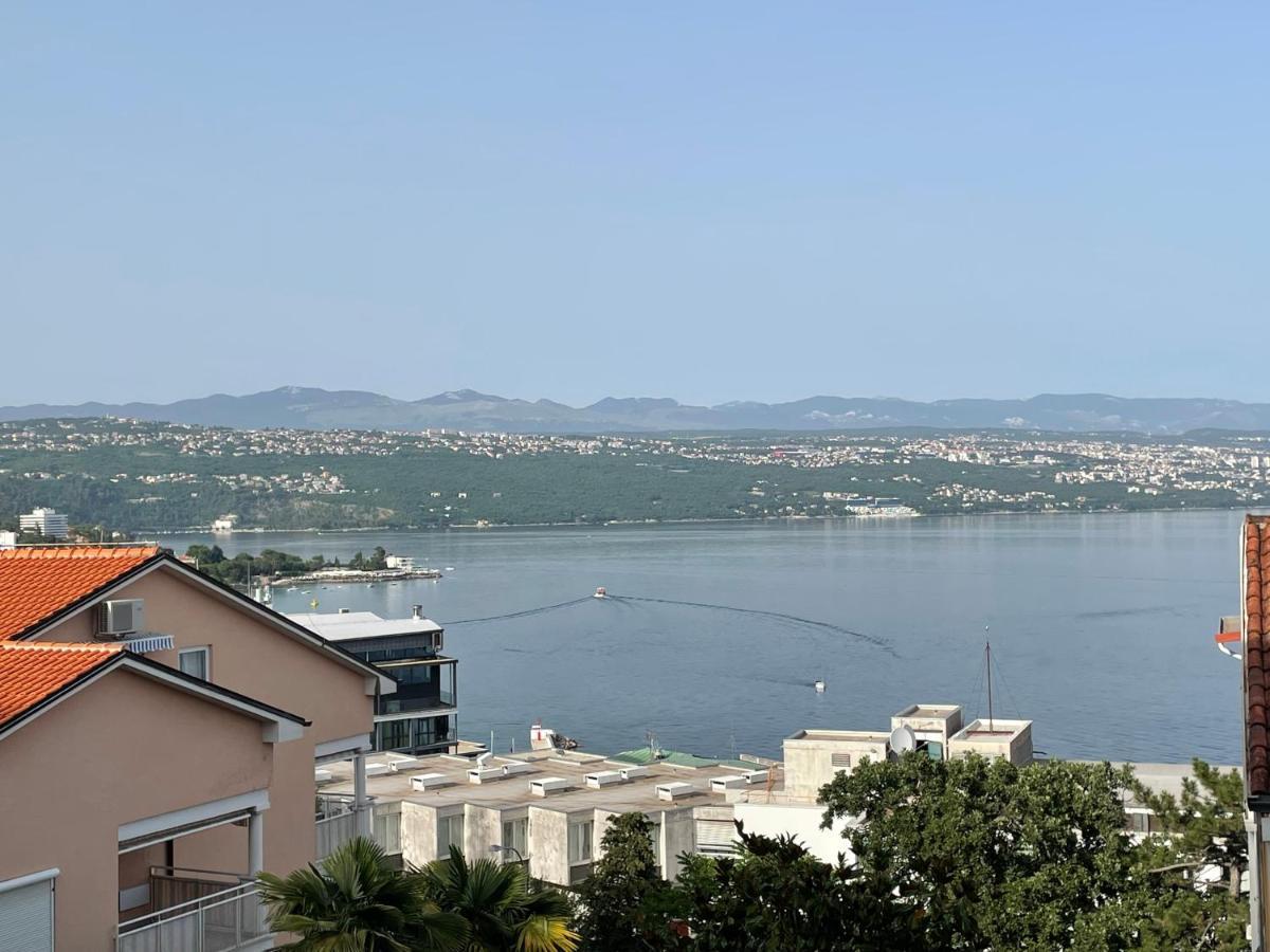 Old Lady Opatija Lägenhet Exteriör bild